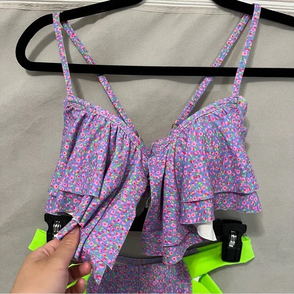 Montce Swim Set - Picture 2 of 6